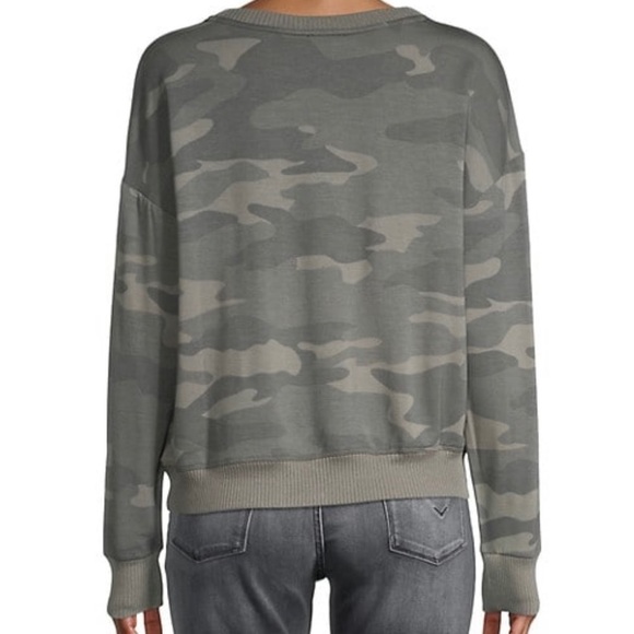 💕HP💕Splendid camo pullover shirt - Picture 2 of 10